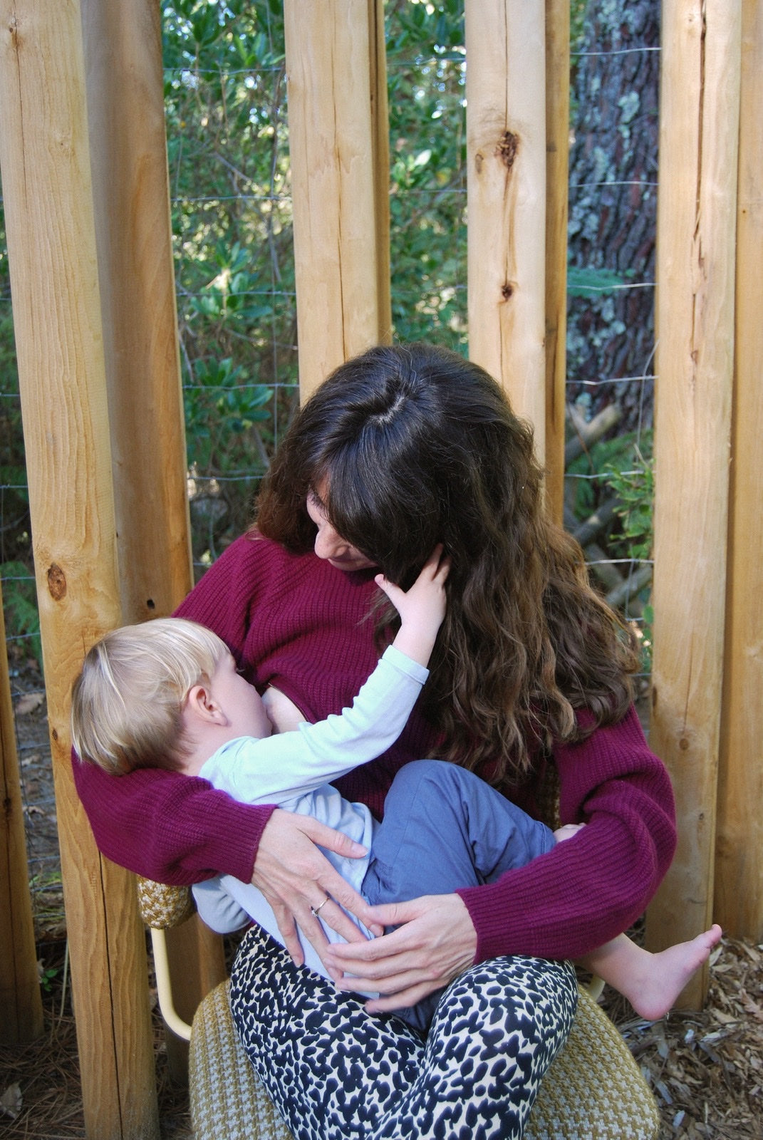 Breastfeeding Pullover – Burgundy