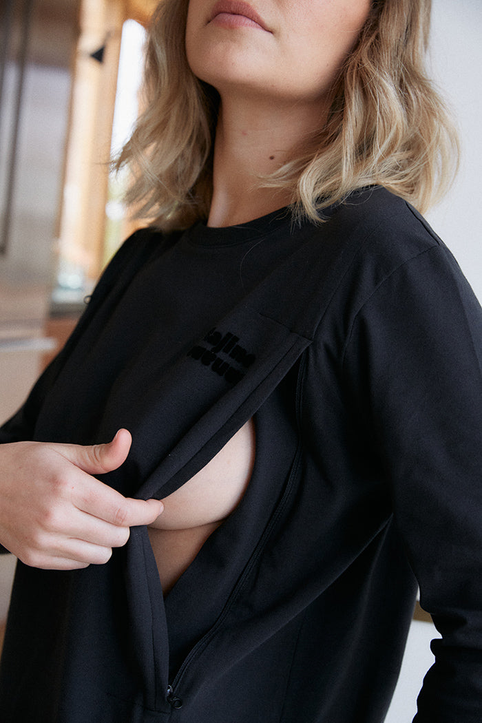 fr: Ophélie porte une taille S, en: Ophélie wears a size S, de: Ophélie trägt Größe S