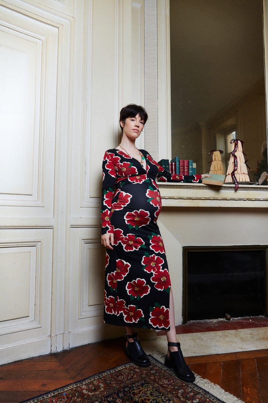 fr:Dorcas mesure 1m70 et porte une taille S, en:Dorcas is 1m70 and wears a size S, de:Dorcas ist 1m70 und trägt Größe S