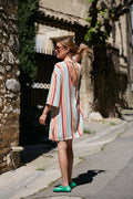 fr:Violette mesure 1m72 et porte une taille S, en:Violette is 1m72 and wears a size S, de:Violette ist 1m72 und trägt Größe S