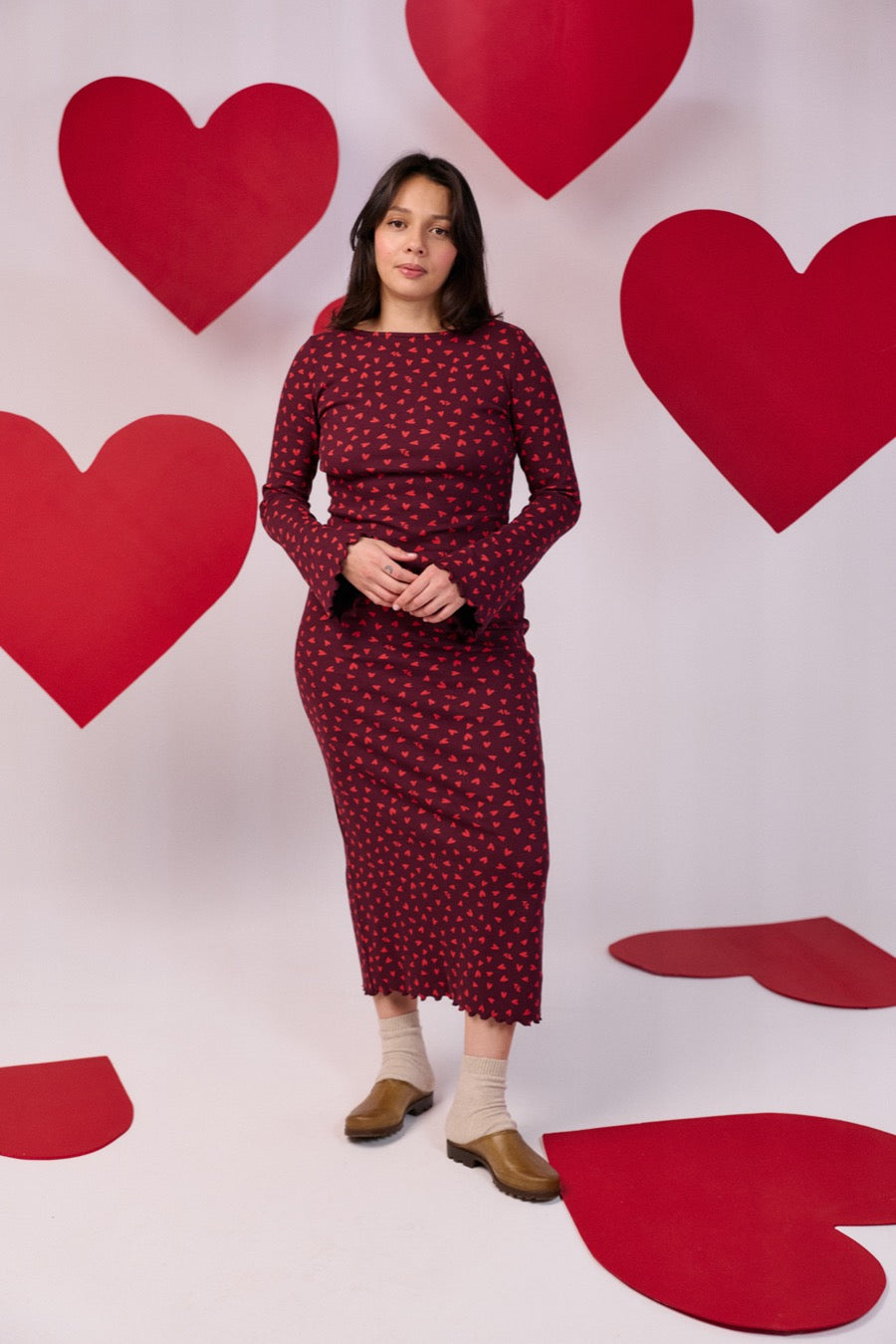 fr:Jeanne mesure 1m66 et porte une taille M, en:Jeanne is 1m6 and wears a size M, de:Jeanne ist 1m66 und trägt Größe M