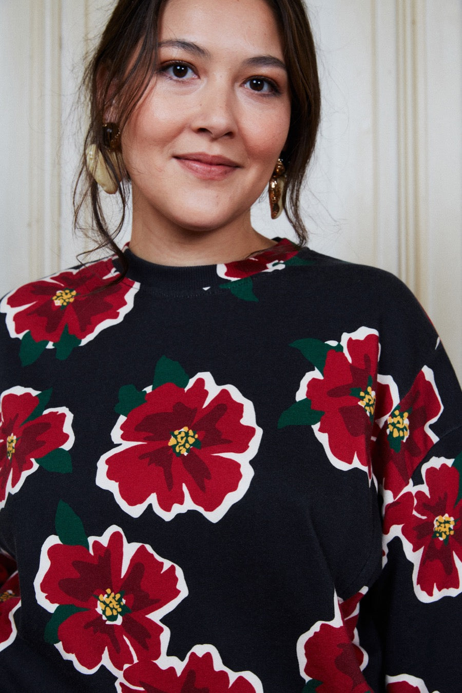 fr:Anne-Françoise mesure 1m70 et porte une taille M, en:Anne-Françoise is 1m70 and wears a size M, de:Anne-Françoise ist 1m70 und trägt Größe M