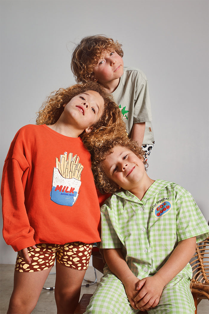 fr:Colette porte une taille 7-8, en:Colette wears a size 7-8, de:Colette trägt Größe 7-8