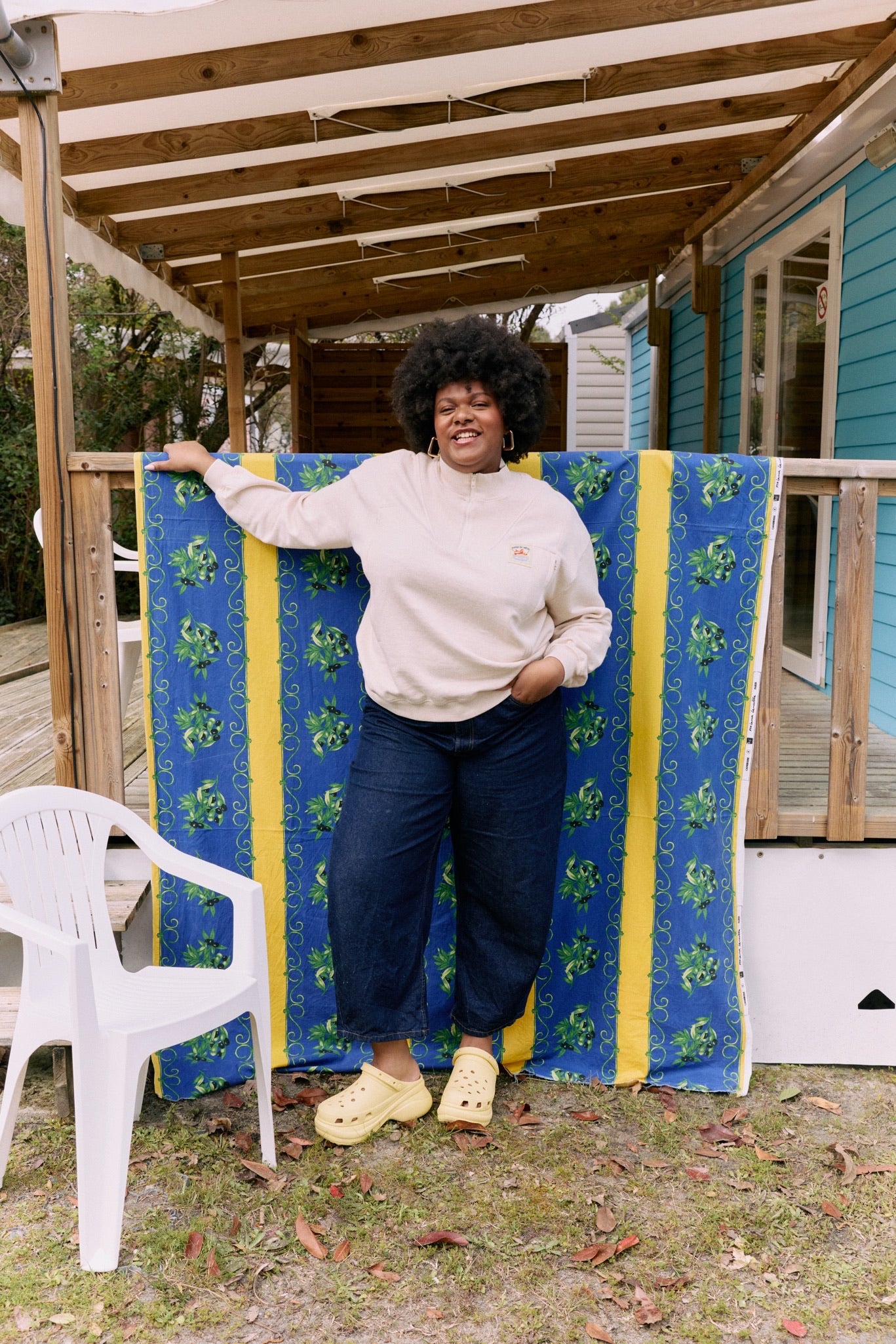 fr:Tiffany mesure 1m78 et porte une taille XXL, en:Tiffany is 1m78 and wears a size XXL, de:Tiffany ist 1m78 und trägt Größe XXL