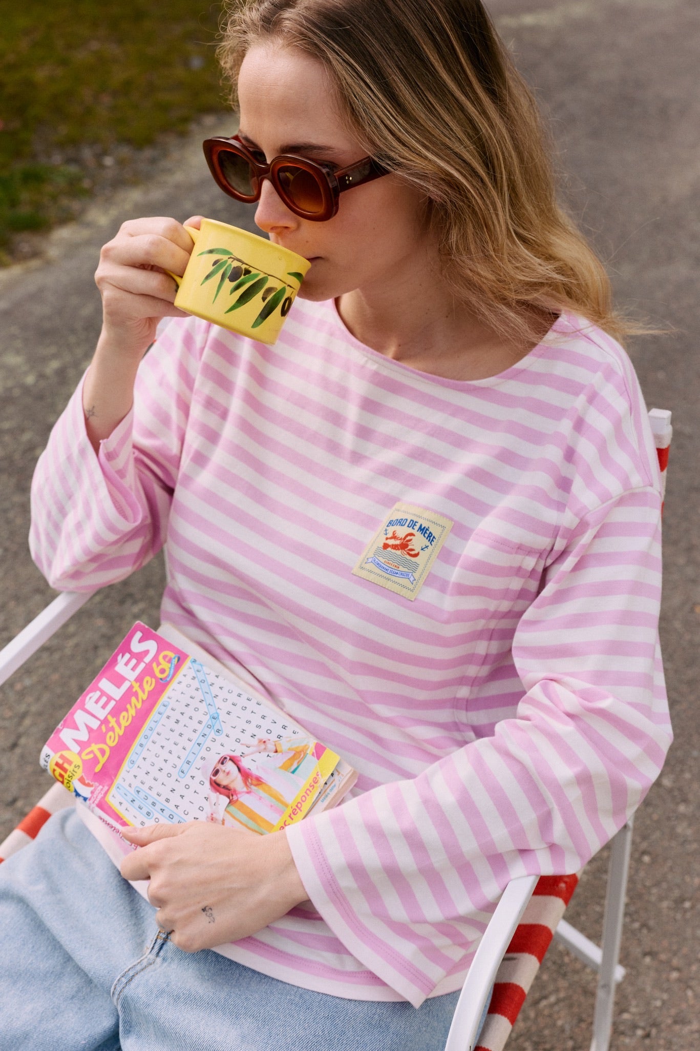 fr:Coline mesure 1m72 et porte une taille S, en:Coline is 1m72 and wears a size S, de:Coline ist 1m72 und trägt Größe S